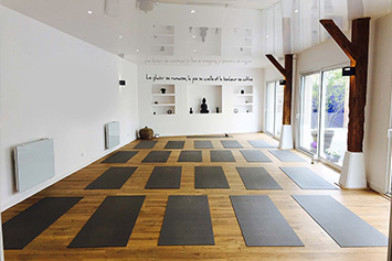 plafond tendu salle de yoga
